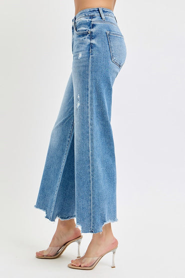 Risen Wide Leg Cropped Jeans