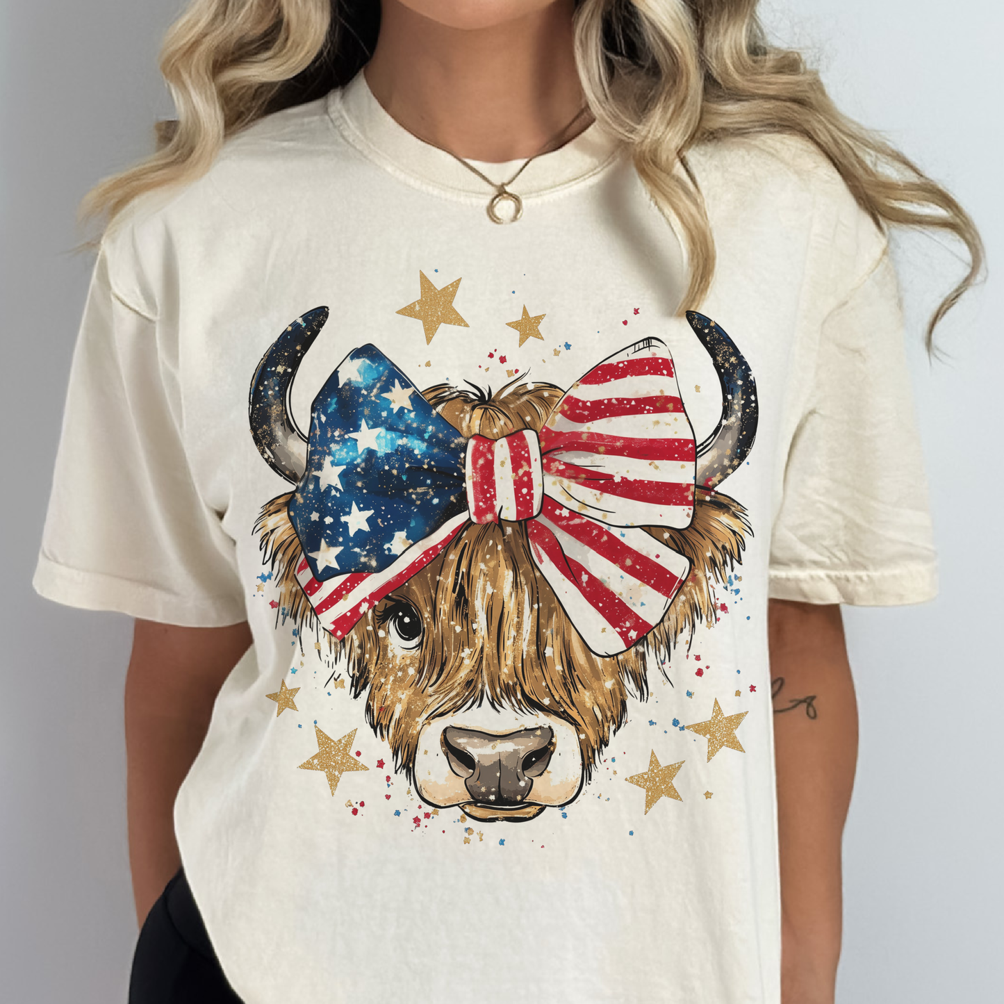 Patriotic Highland Cow USA Bow Graphic Tee