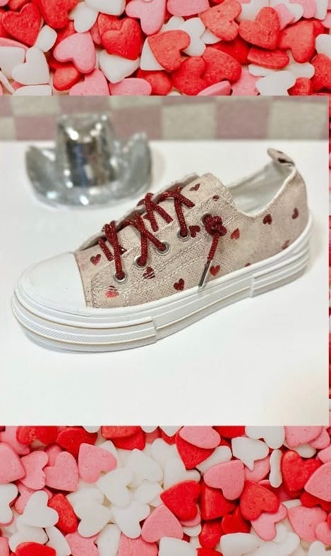 Aman Hearts Sneaker