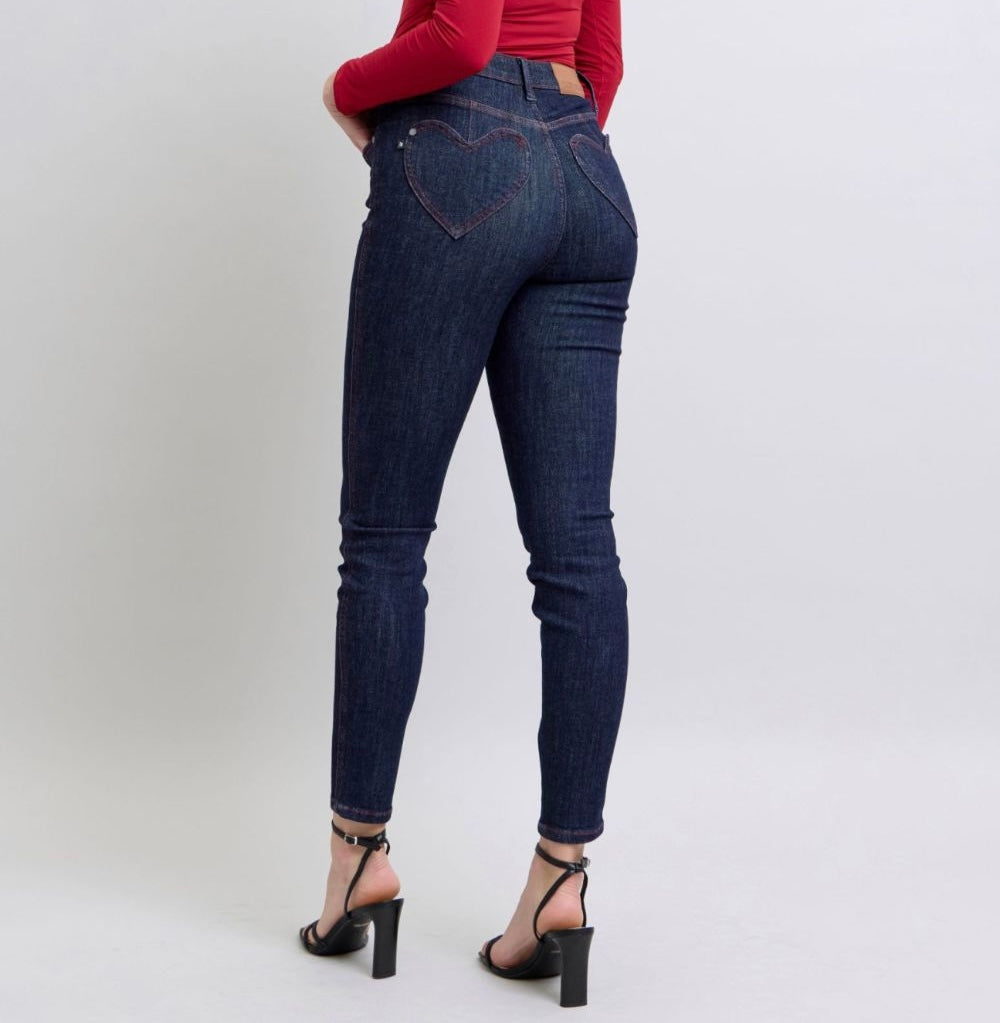 Heart Shaped Pocket Skinny Jean