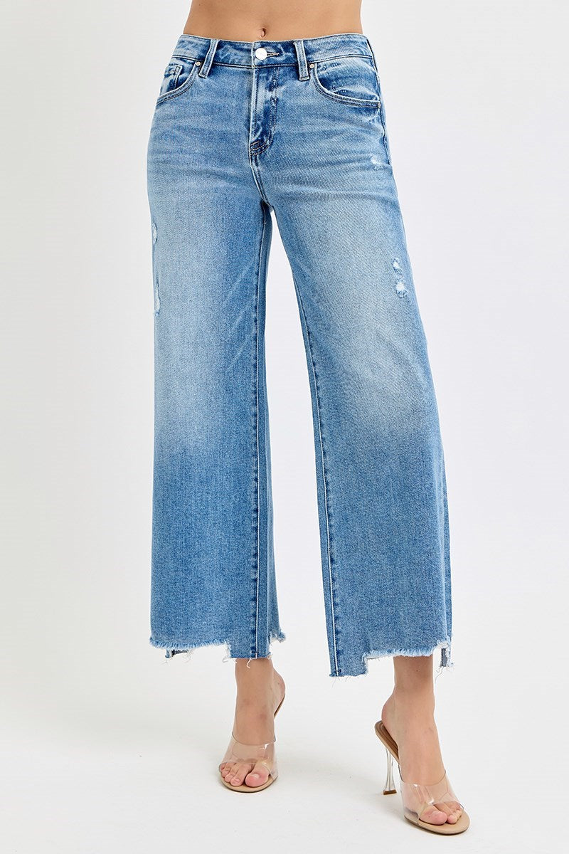Risen Wide Leg Cropped Jeans