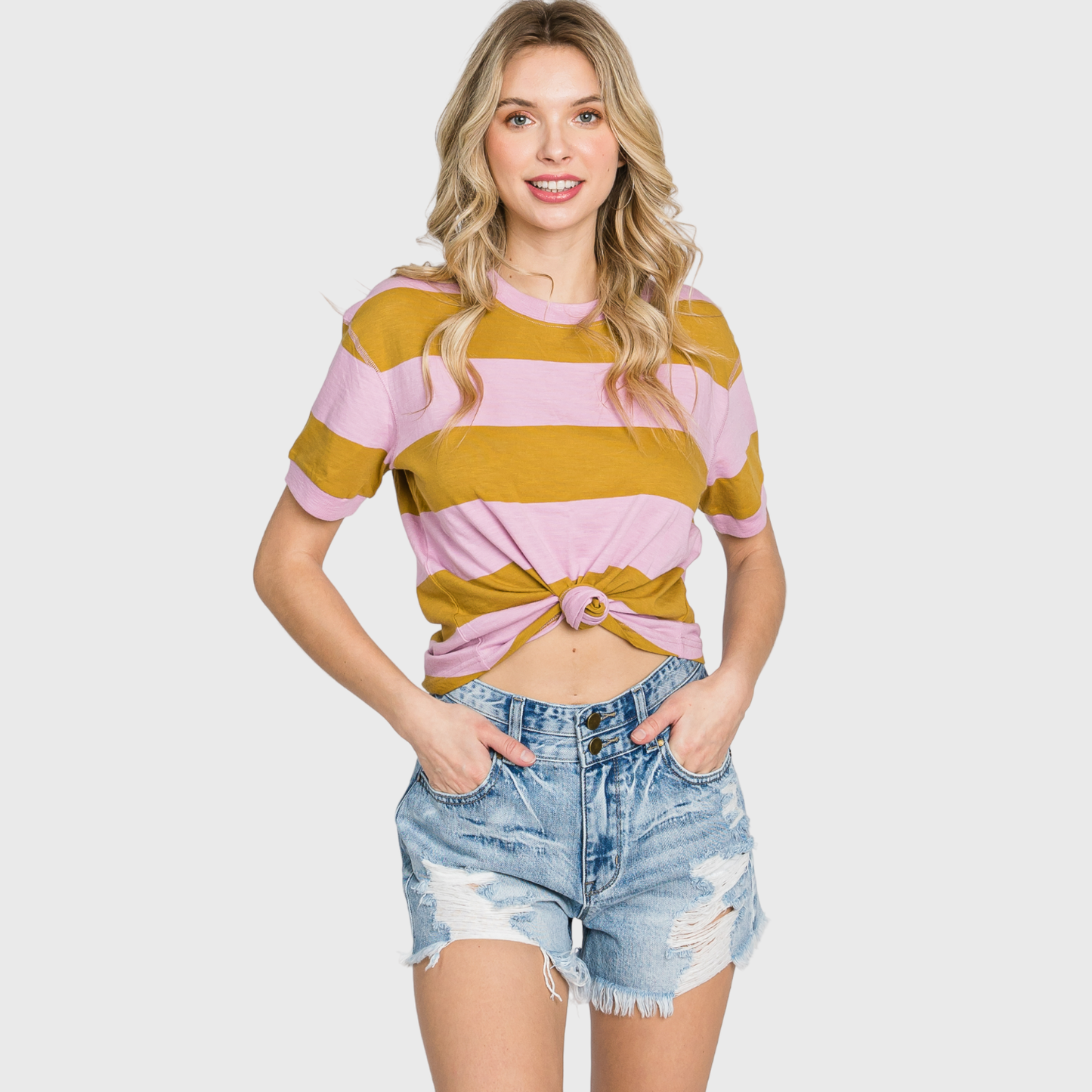 SUPER HIGH RISE RIGID PATCHED MOM SHORTS