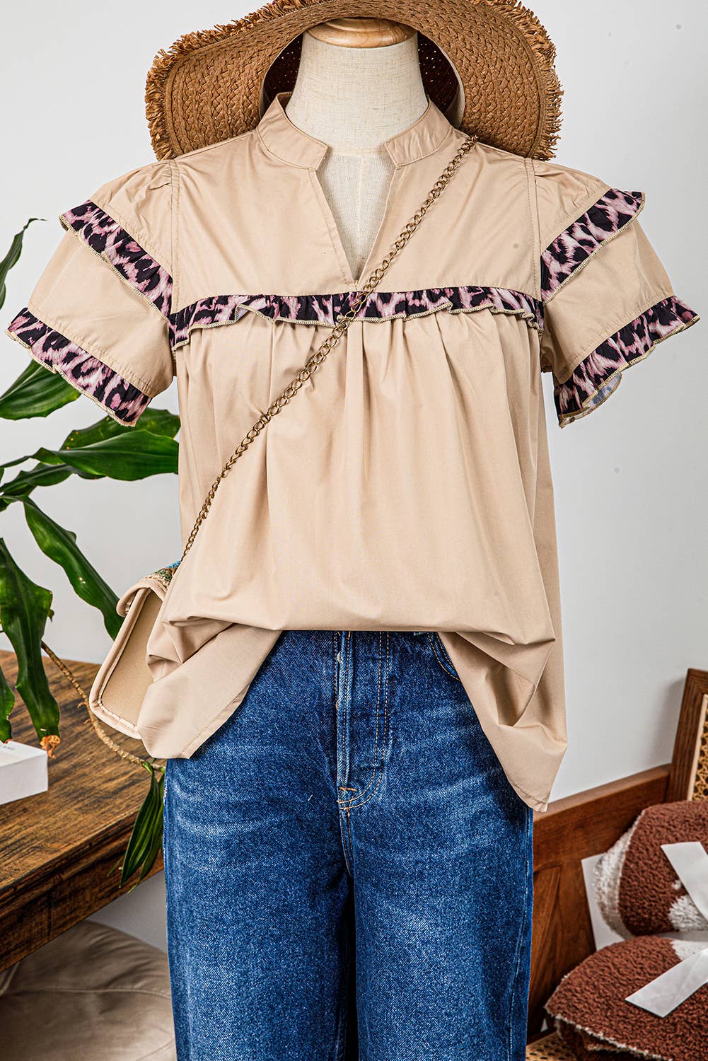 Fashion-W Leopard Ruffles Trim Tiered Short Sleeve Blouse