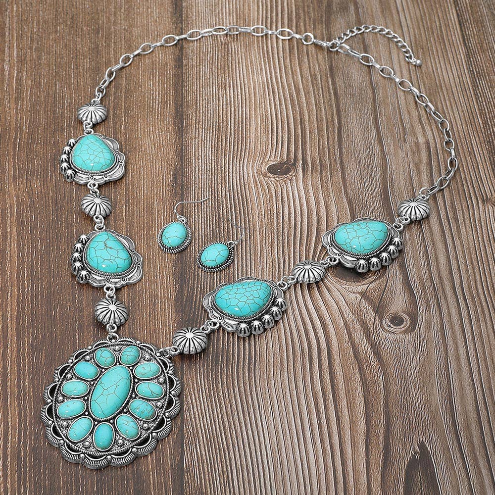 Bold Vintage Oval western Conch Pendant Statement Necklace